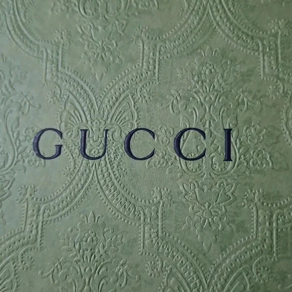 Gucci Olive Green Embossed Gift Box - Picture 2 of 7